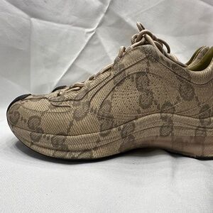 Gucci GG Print Low Top Sneakers sz 37